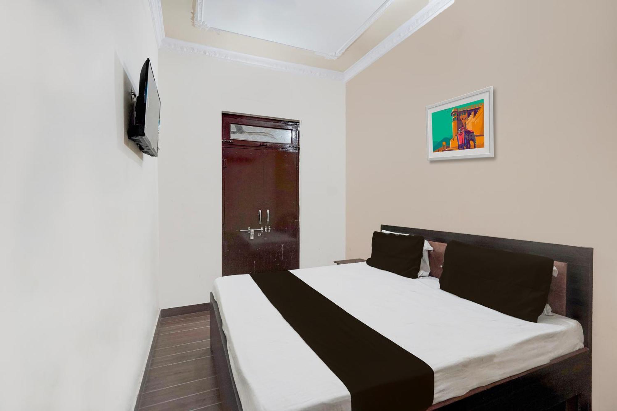 Oyo Hotel Maharaja Palace Meerut Exterior photo